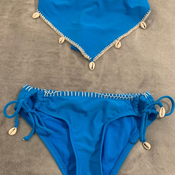 Bikini 👙 - Picture 2 of 6